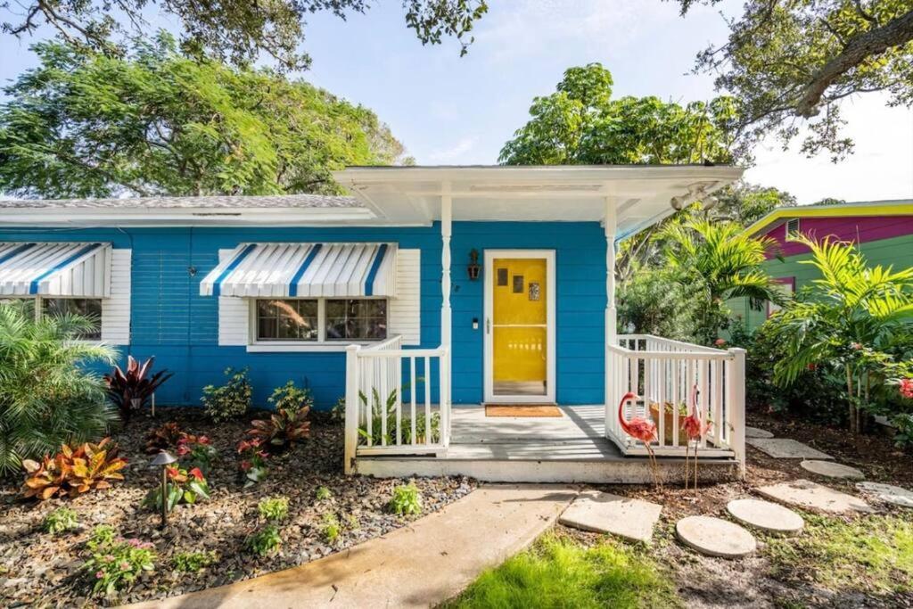 Holiday home In The Center Of Gulfport, Min Away From The Beach! St. Petersburg