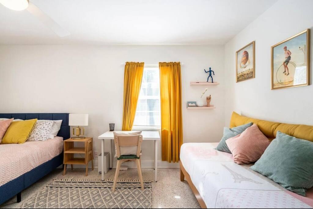 Holiday home In The Center Of Gulfport, Min Away From The Beach! *